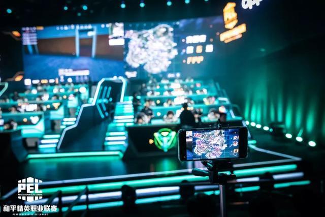 更是展现了 更是展现了