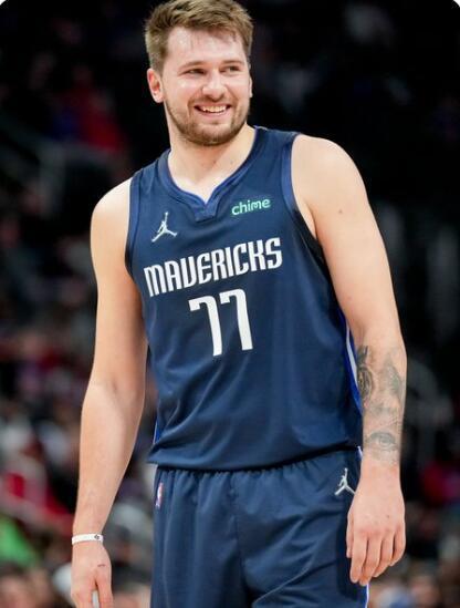 比赛画上了 比赛画上了